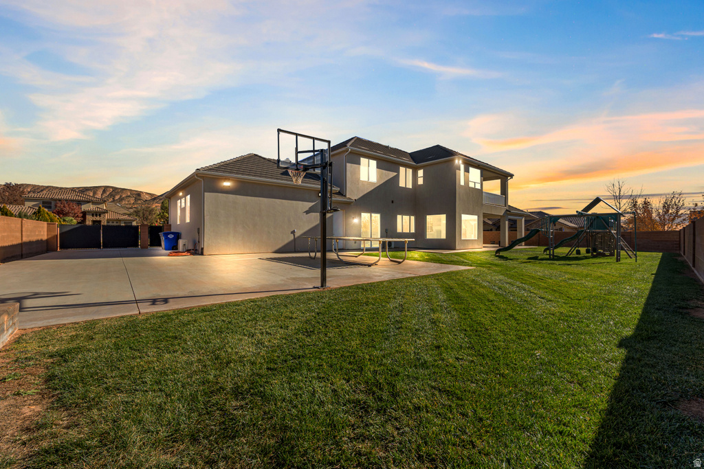 2334 S LAST CHANCE DR Washington, UT 84780