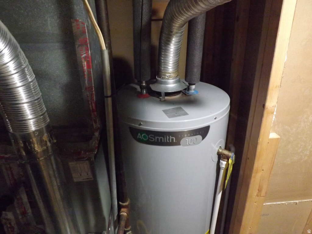 7478 W WASHINGTON Magna, UT 84044