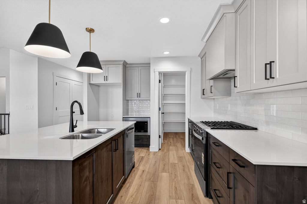 6361 S RAY DR #107 South Weber, UT 84405