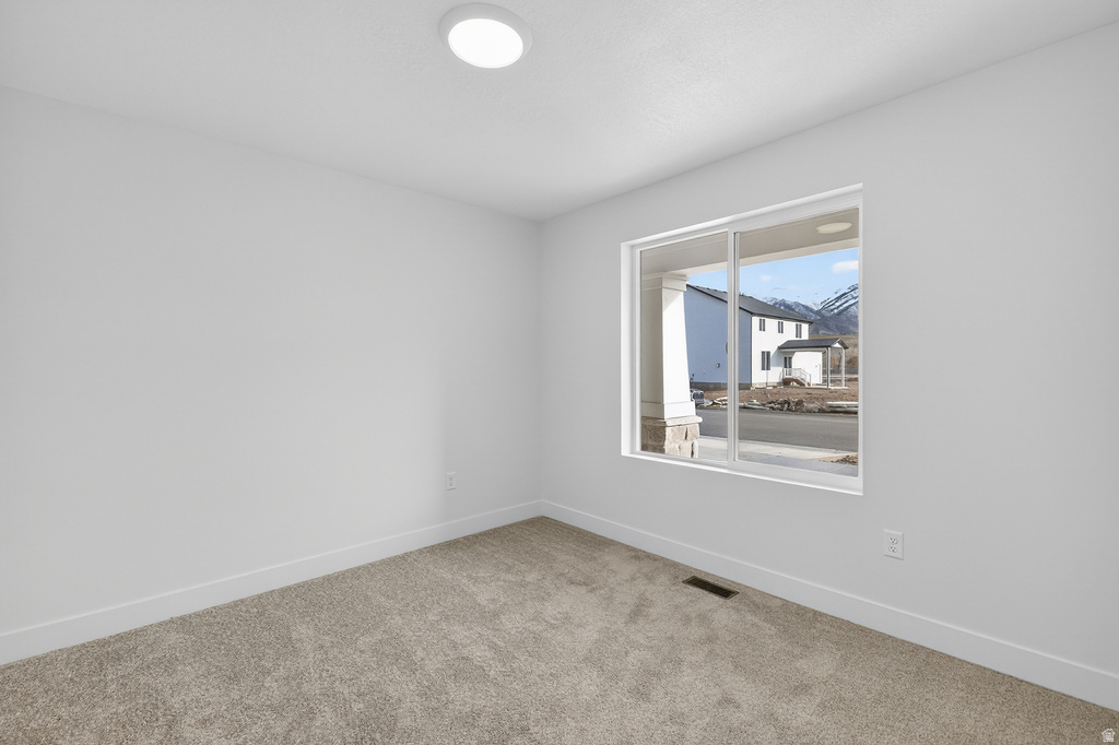 6361 S RAY DR #107 South Weber, UT 84405