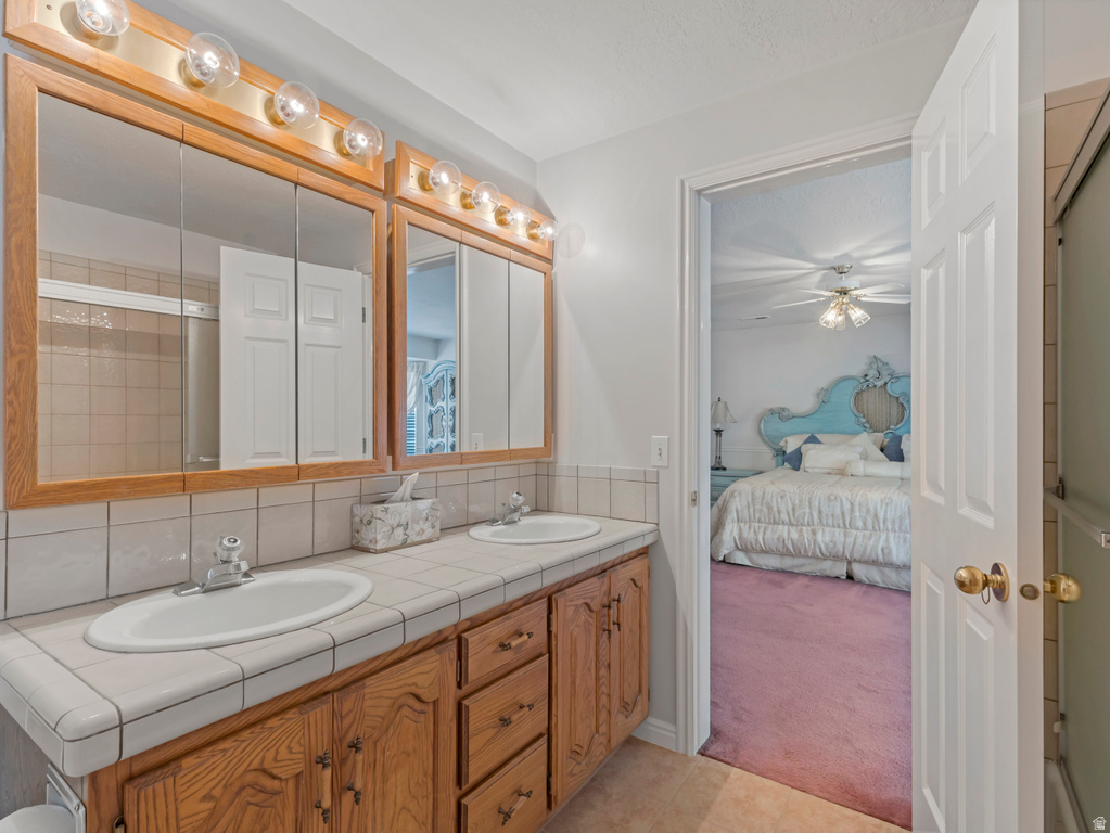 8585 S MT MAJESTIC RD Sandy, UT 84093