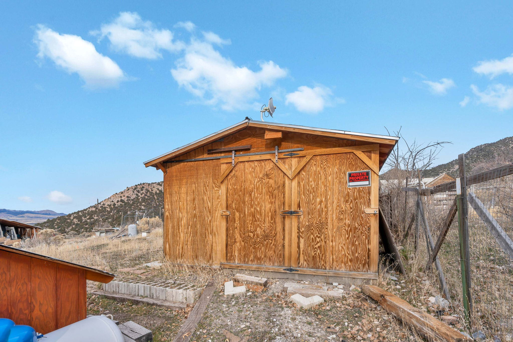 490 W SIOUX AVE Eureka, UT 84628