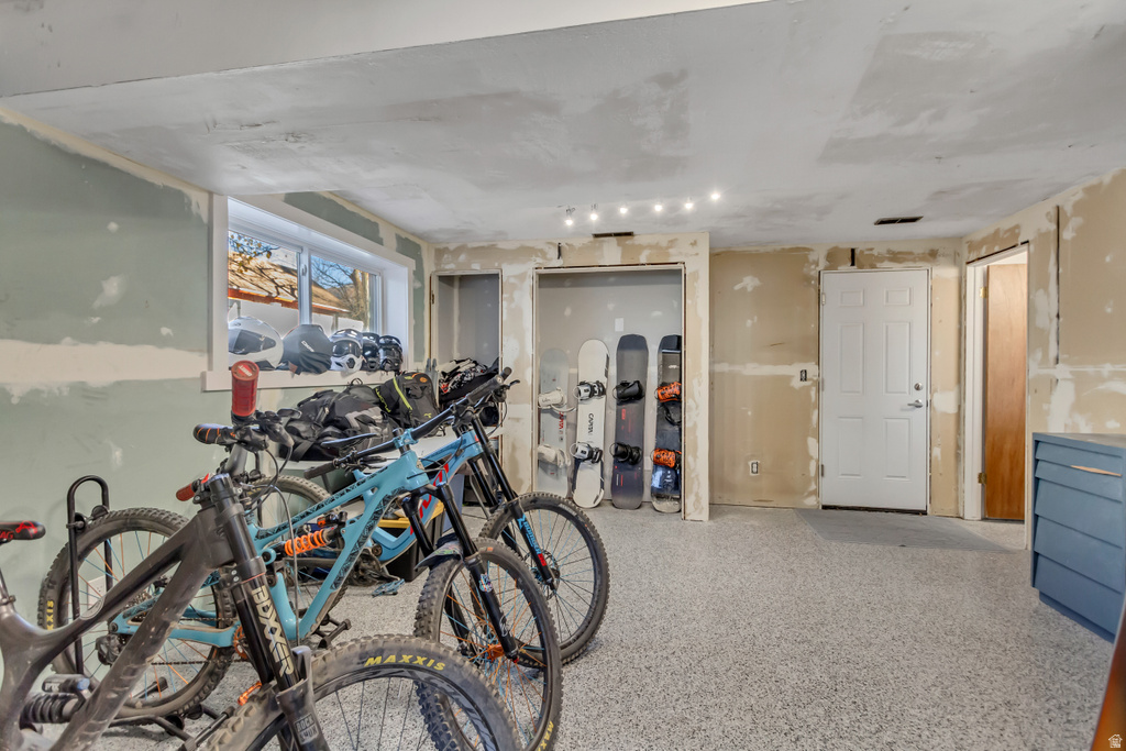 7211 S CYPRESS WAY Cottonwood Heights, UT 84121