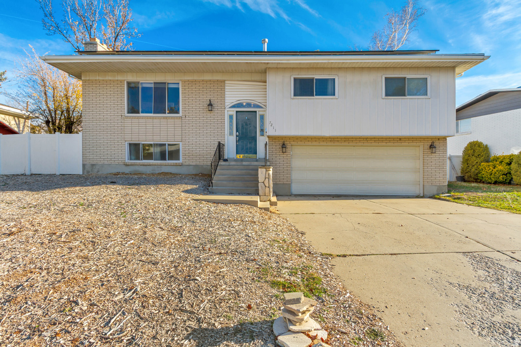 7211 S CYPRESS WAY Cottonwood Heights, UT 84121