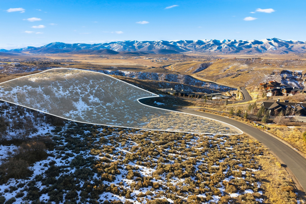 2562 E CANYON GATE RD Park City, UT 84098