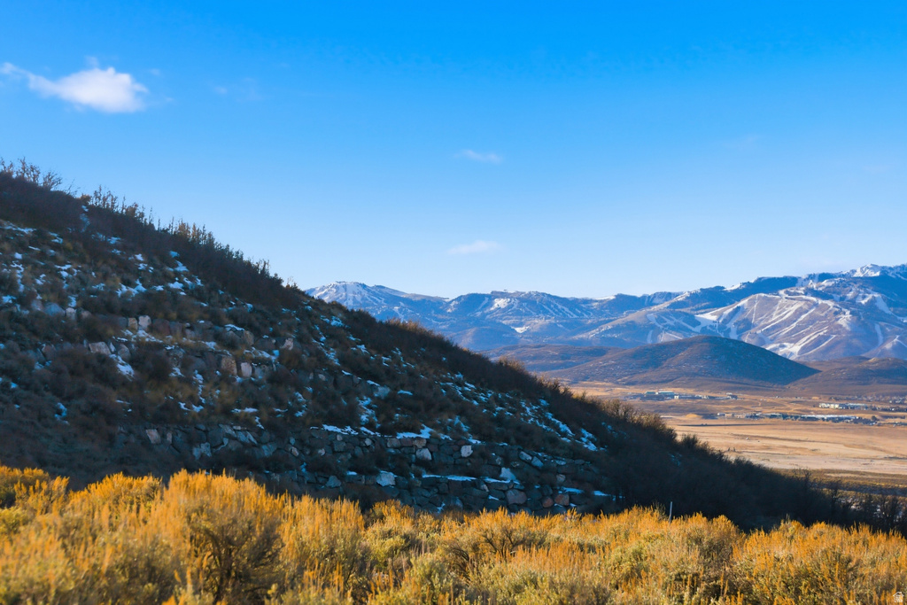 2562 E CANYON GATE RD Park City, UT 84098