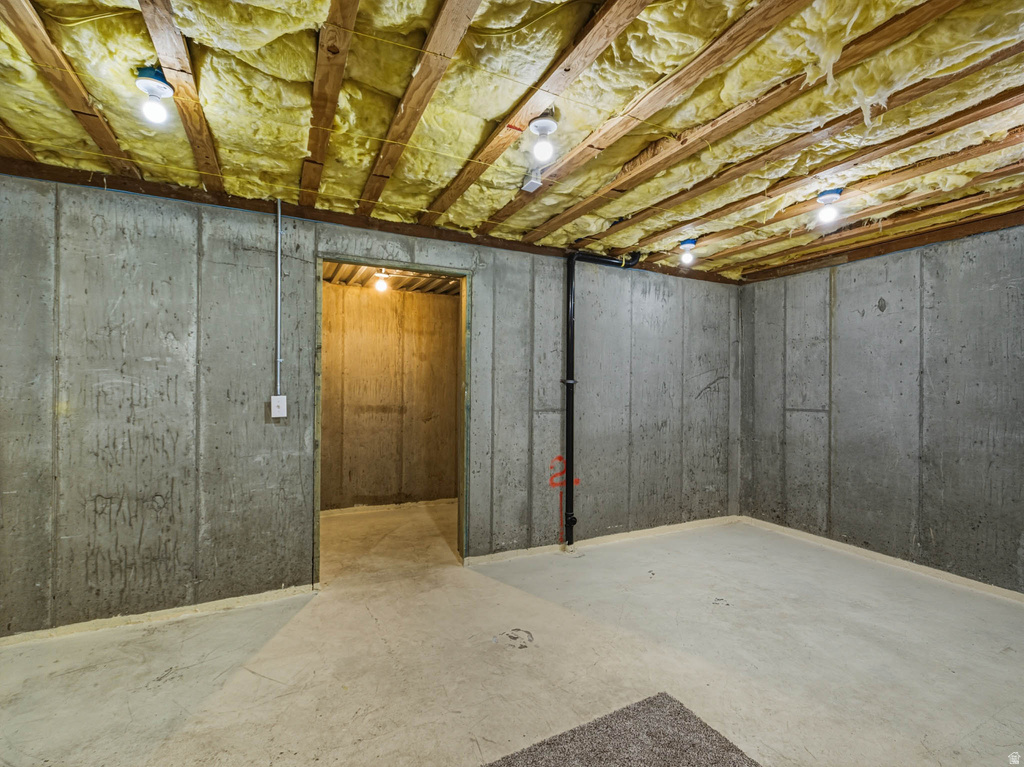 11541 S HARVEST CREST WAY South Jordan, UT 84095