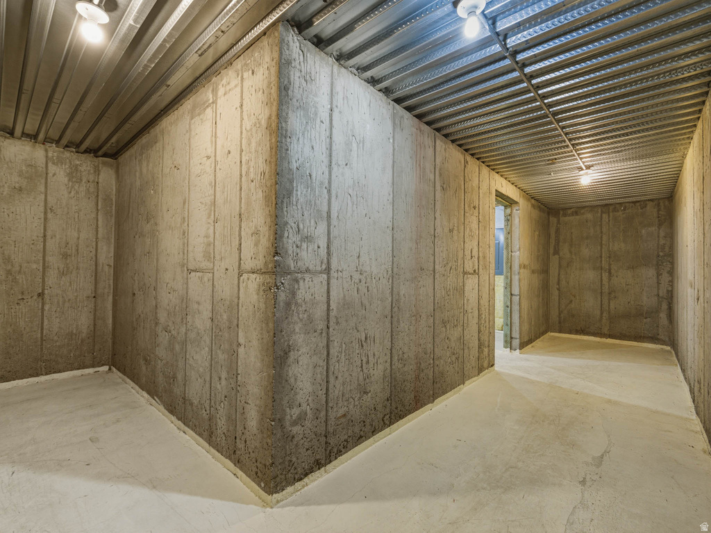 11541 S HARVEST CREST WAY South Jordan, UT 84095