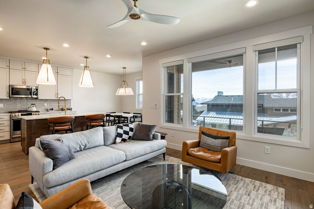 11691 N SHORELINE DR Hideout, UT 84036