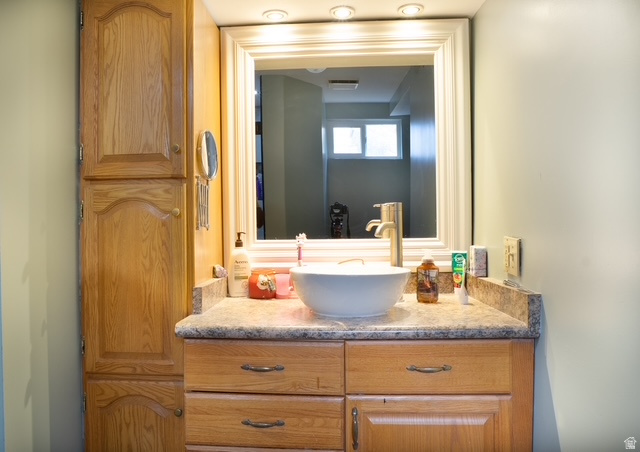 2178 W ARTHUR DR West Jordan, UT 84084