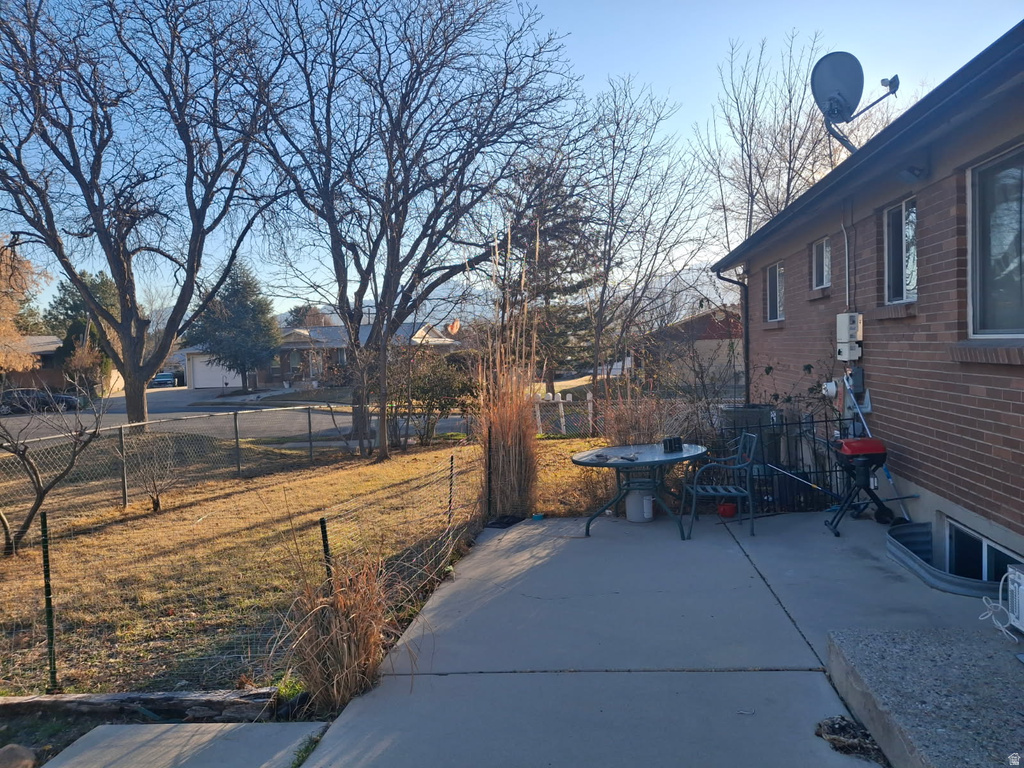 2178 W ARTHUR DR West Jordan, UT 84084