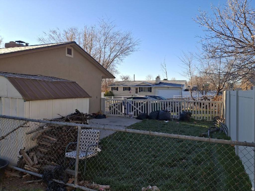 2178 W ARTHUR DR West Jordan, UT 84084