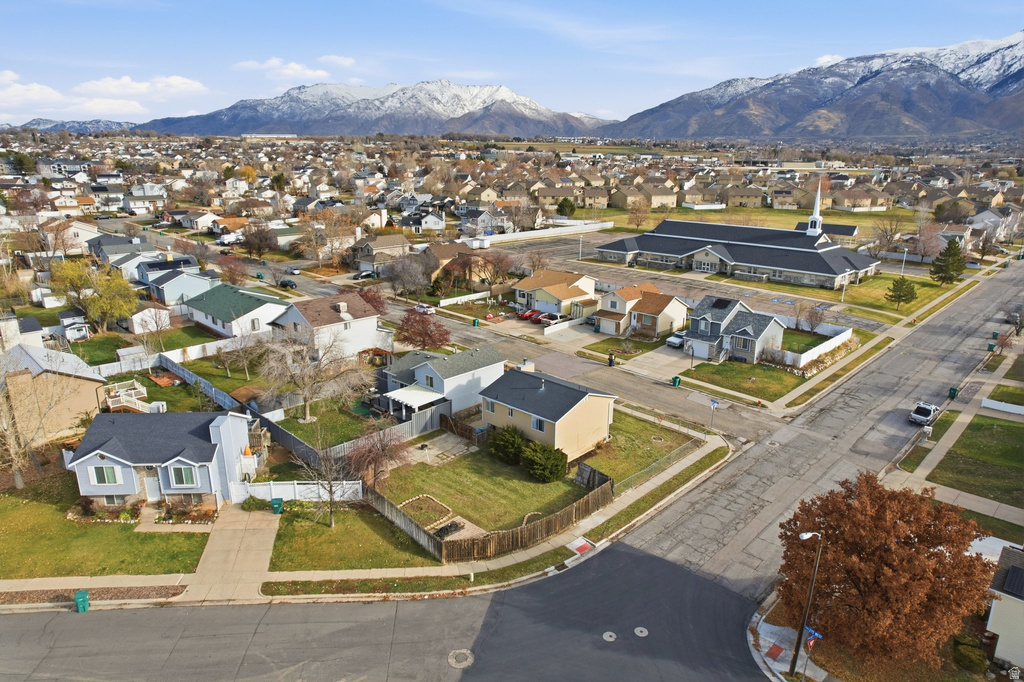 1683 N 250 W Layton, UT 84041