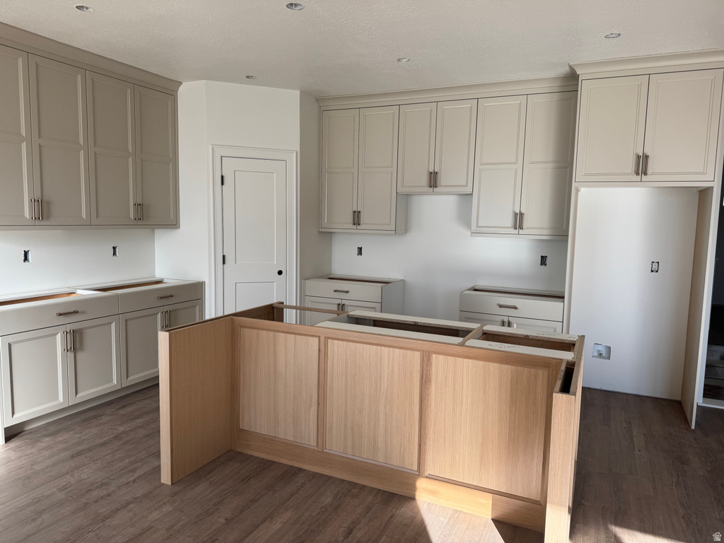 1154 E 160 N Hyde Park, UT 84318