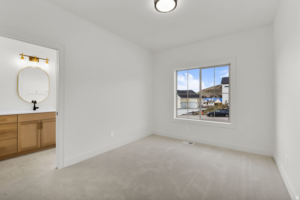 1154 E 160 N Hyde Park, UT 84318