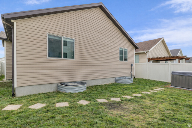 1745 E TUMWATER LN Eagle Mountain, UT 84005