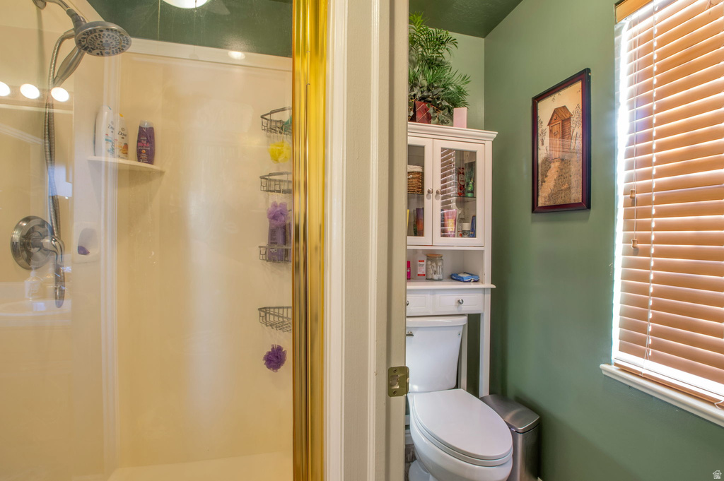 1924 W SILVER SPUR WAY Farmington, UT 84025