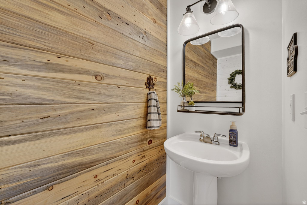 114 N 2825 W West Point, UT 84015