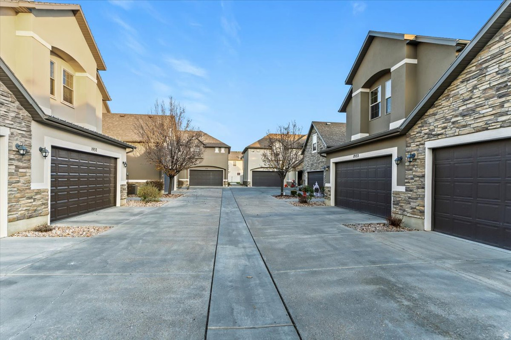 1933 W 2295 S Woods Cross, UT 84087