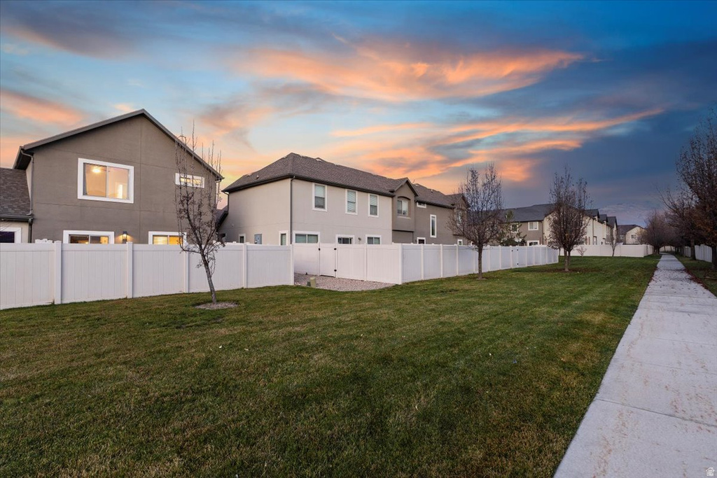 1933 W 2295 S Woods Cross, UT 84087