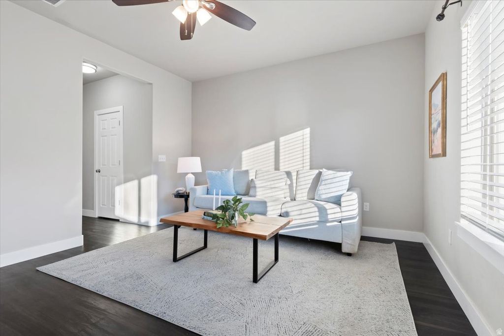 1933 W 2295 S Woods Cross, UT 84087