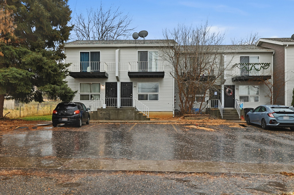 328 E 100 N #5 Hyrum, UT 84319