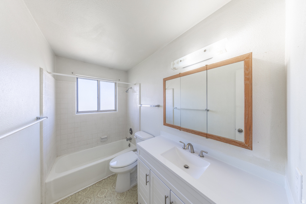 75 E MONTICELLO DR Kaysville, UT 84037