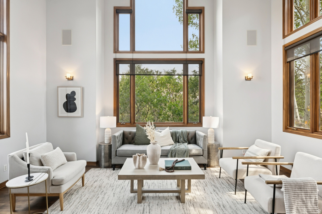 2044 MAHRE DR Park City, UT 84098