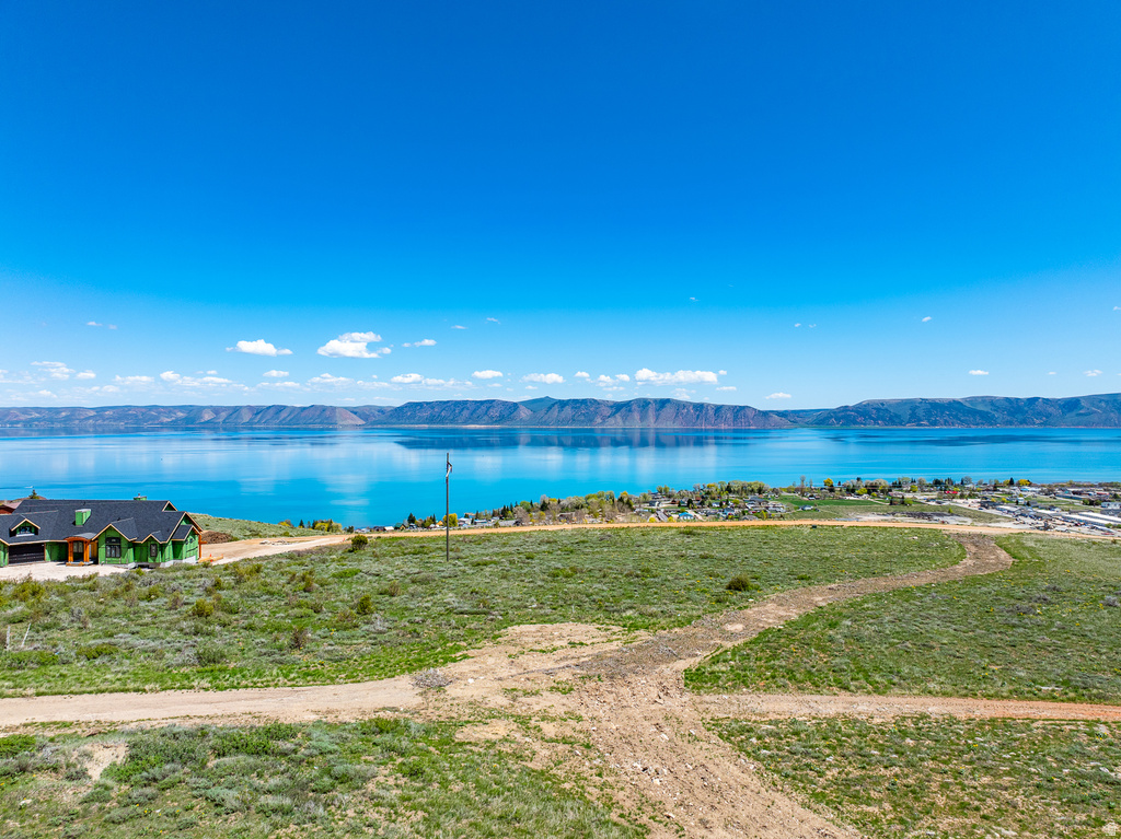 399 N LAKEVIEWRIDGE RD Garden City, UT 84028