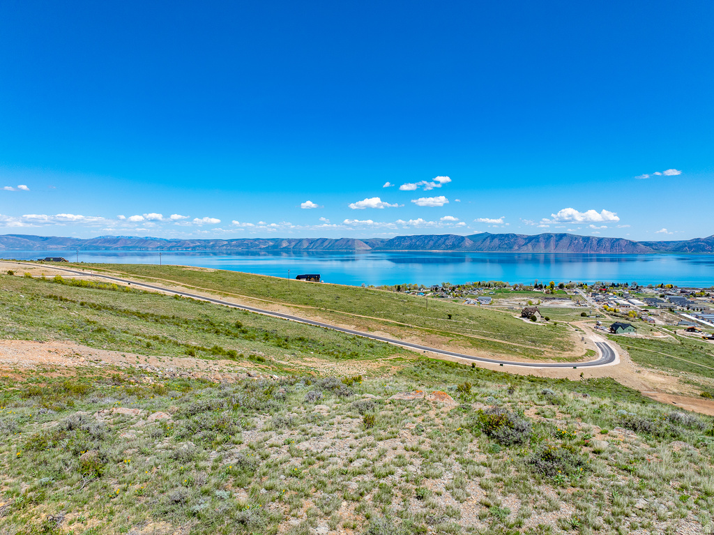 399 N LAKEVIEWRIDGE RD Garden City, UT 84028