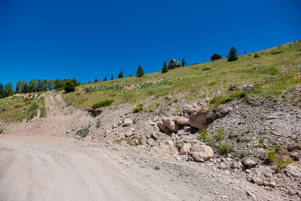 W HYRUM DR Beaver, UT 84713