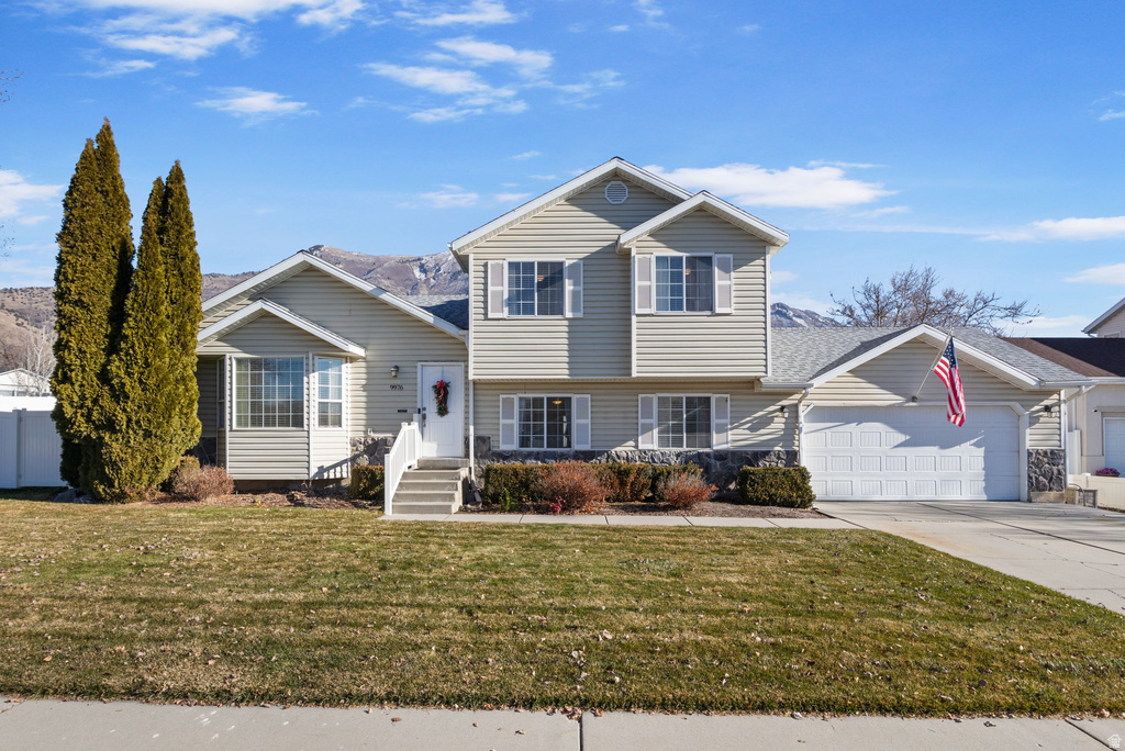 9976 N OAK RD Cedar Hills, UT 84062