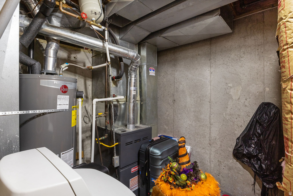 9976 N OAK RD Cedar Hills, UT 84062