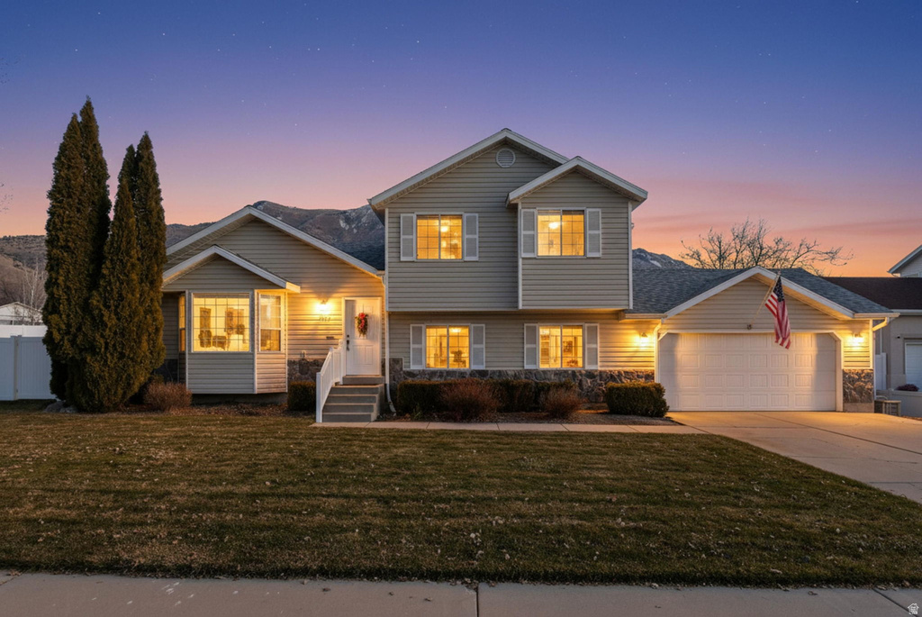 9976 N OAK RD Cedar Hills, UT 84062