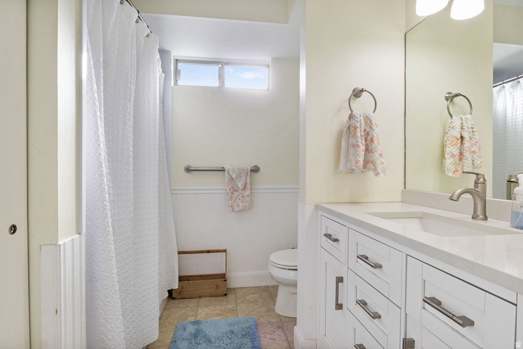 9976 N OAK RD Cedar Hills, UT 84062