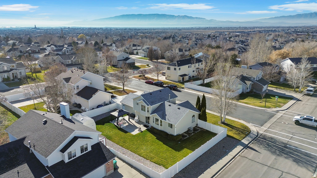 9976 N OAK RD Cedar Hills, UT 84062