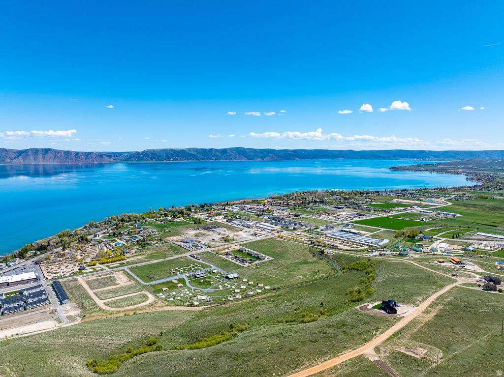 443 N LAKEVIEW RIDGE RD Garden City, UT 84028