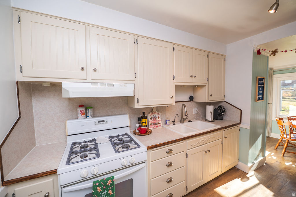 749 37TH South Ogden, UT 84403