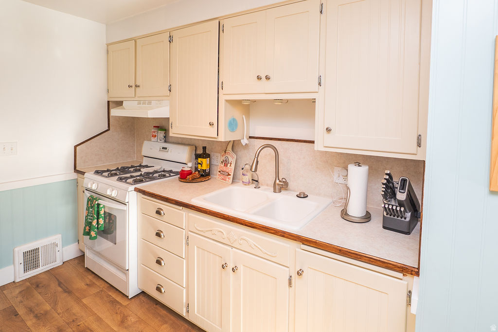 749 37TH South Ogden, UT 84403