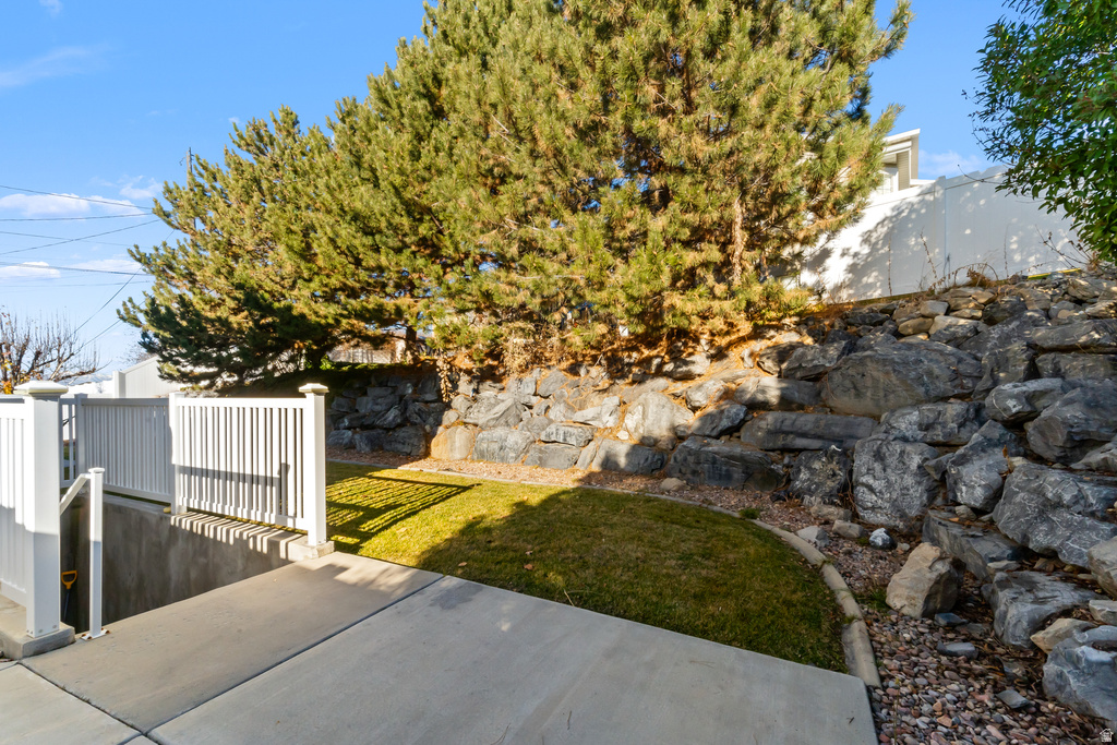 1485 E NAVAJO DR Pleasant Grove, UT 84062