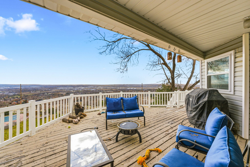 247 W 4050 N Pleasant View, UT 84414