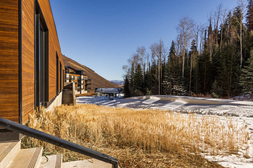 3267 W DEER HOLLOW RD Park City, UT 84060