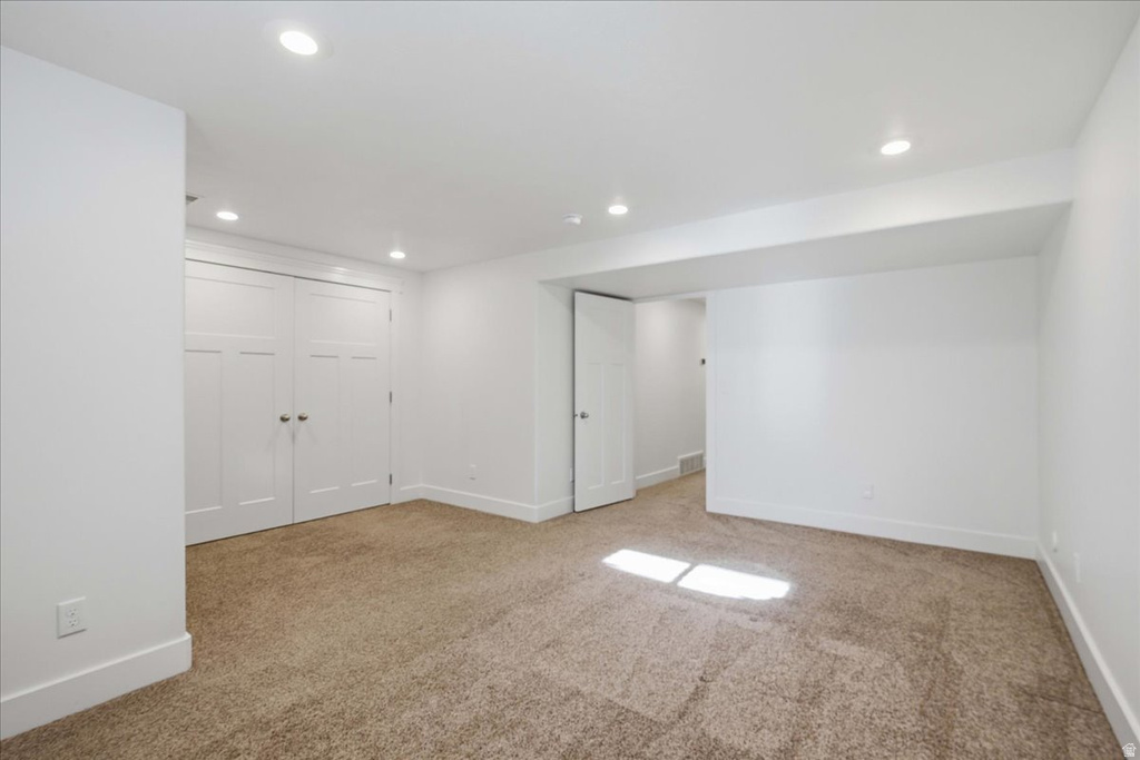 3856 W COASTAL DUNE DR South Jordan, UT 84009