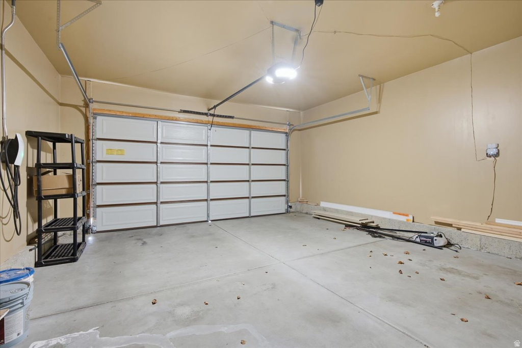 3856 W COASTAL DUNE DR South Jordan, UT 84009