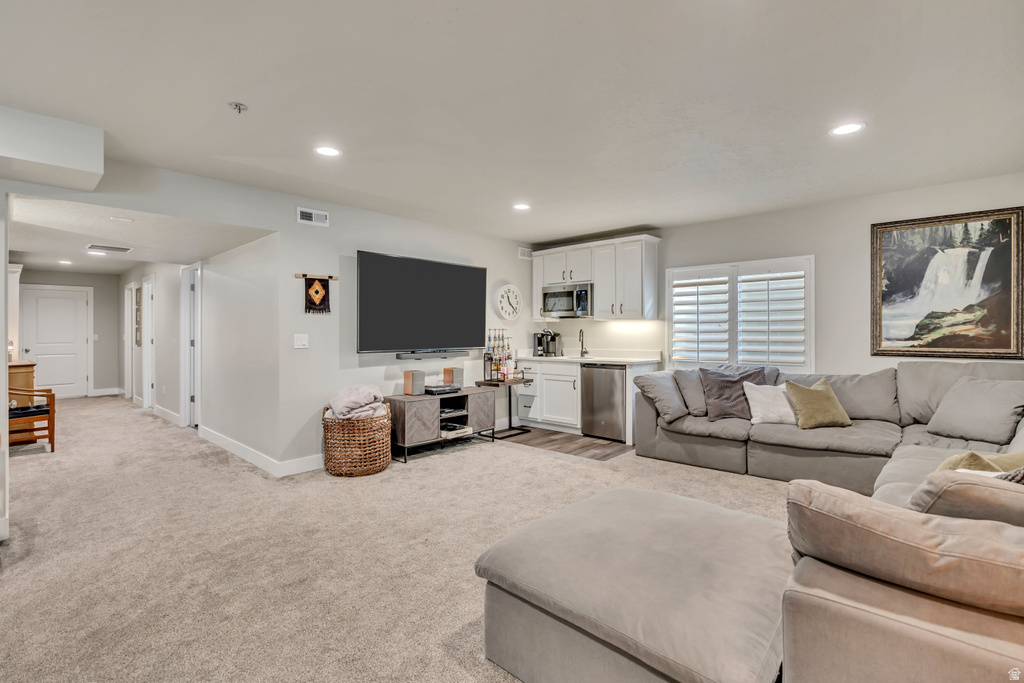 1877 W KAMARI DR South Jordan, UT 84095