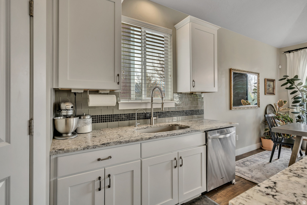 1877 W KAMARI DR South Jordan, UT 84095