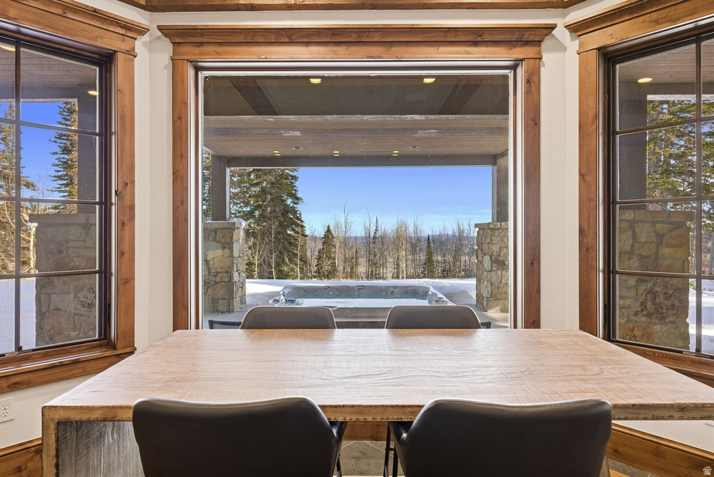 137 WHITE PINE CANYON RD Park City, UT 84060