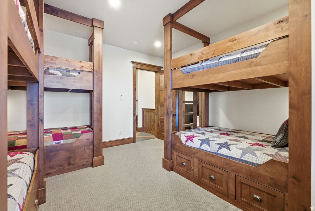 137 WHITE PINE CANYON RD Park City, UT 84060