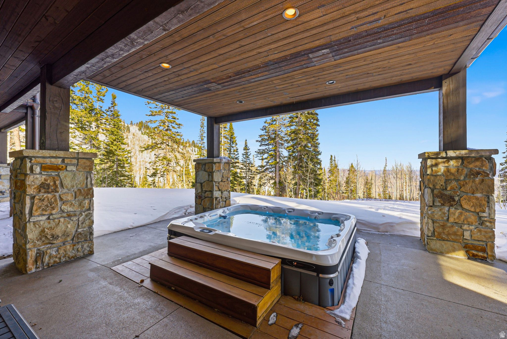 137 WHITE PINE CANYON RD Park City, UT 84060