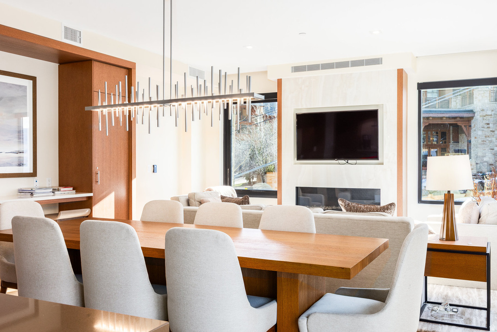 2431 W HIGH MOUNTAIN RD #301 Park City, UT 84098